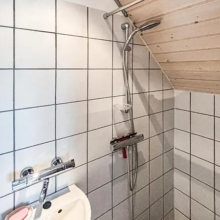 1 Bedroom Amazing In *
